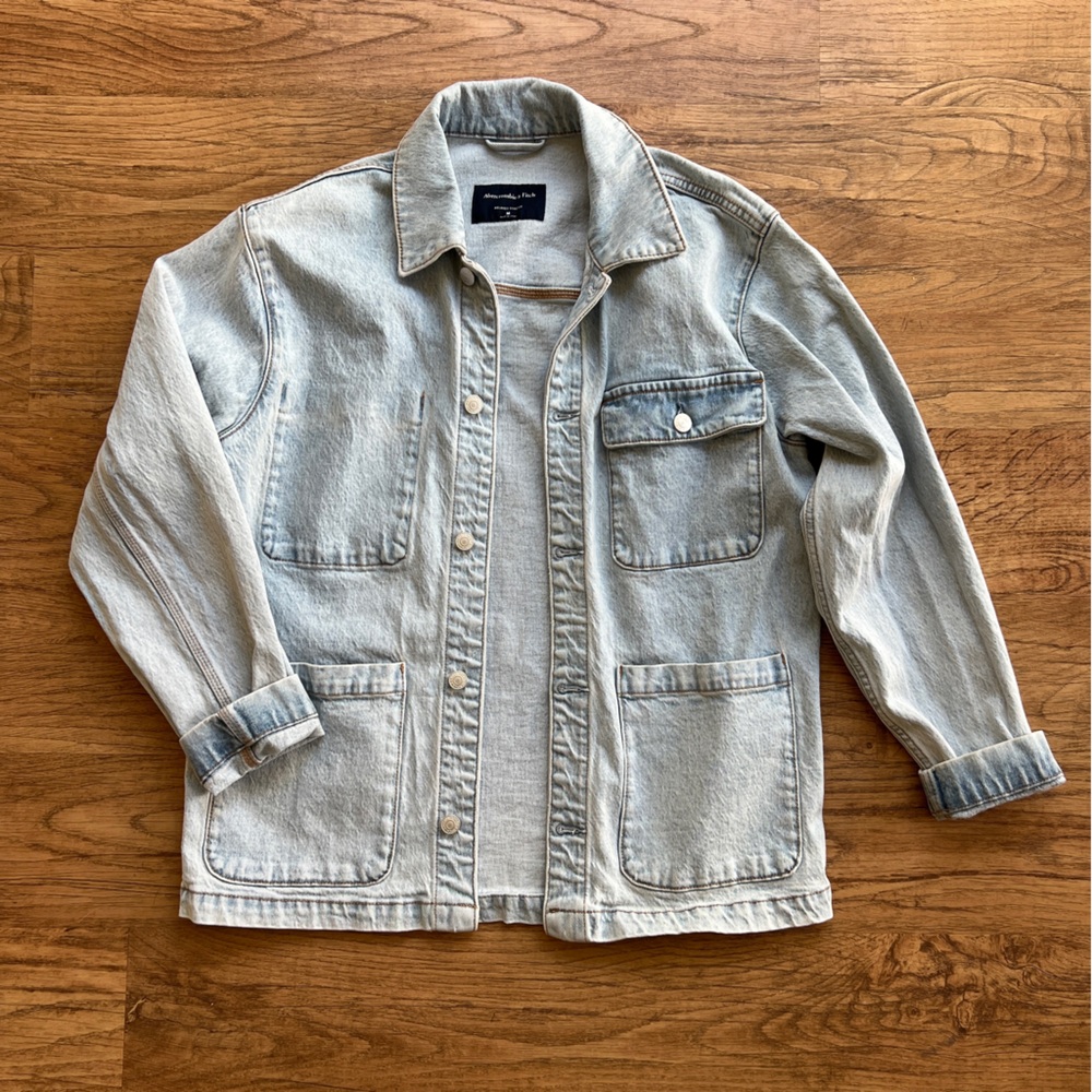 Abercrombie & Fitch Light Denim Jacket